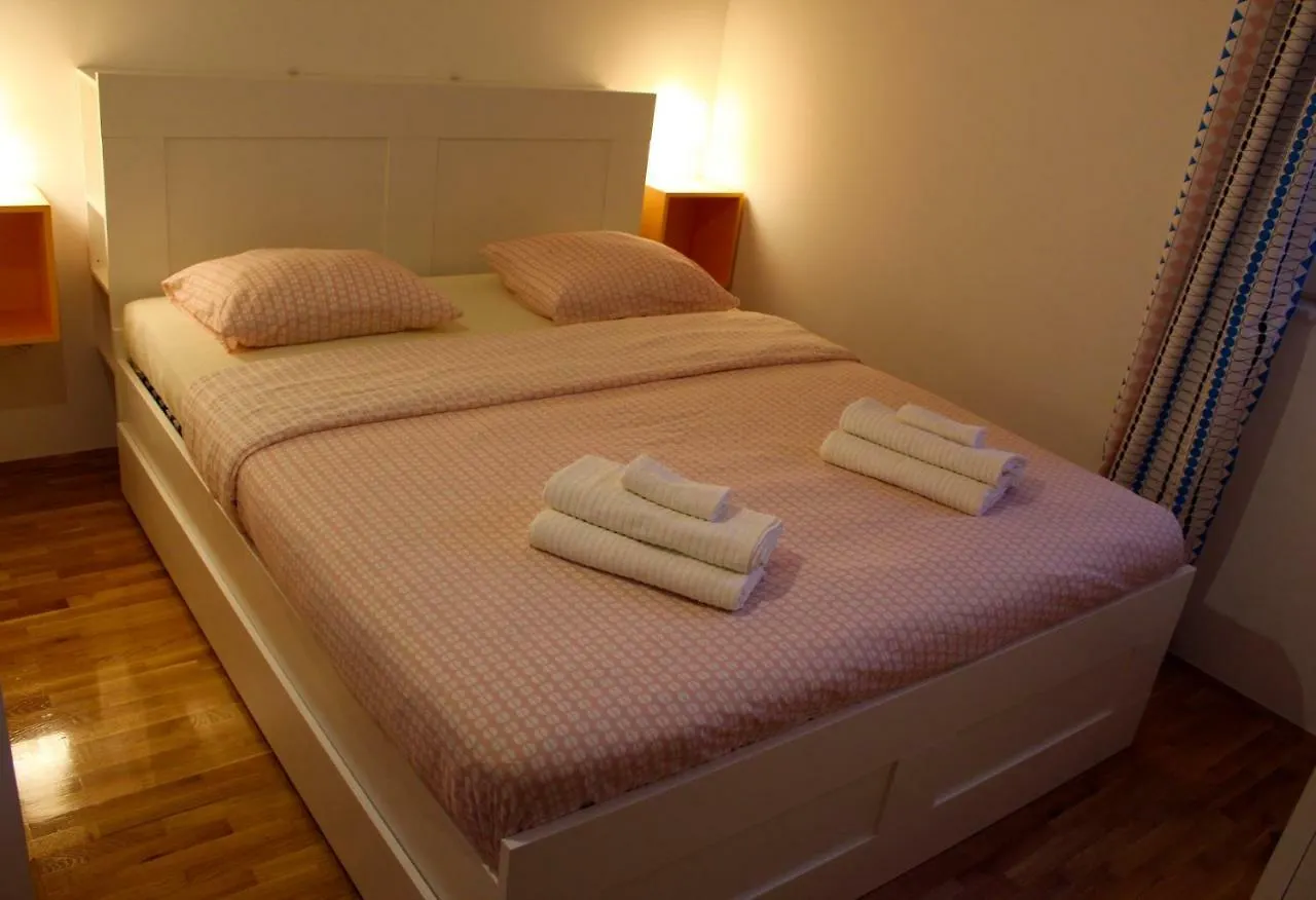 Apartment Pixel Trogir 0*,  Croacia