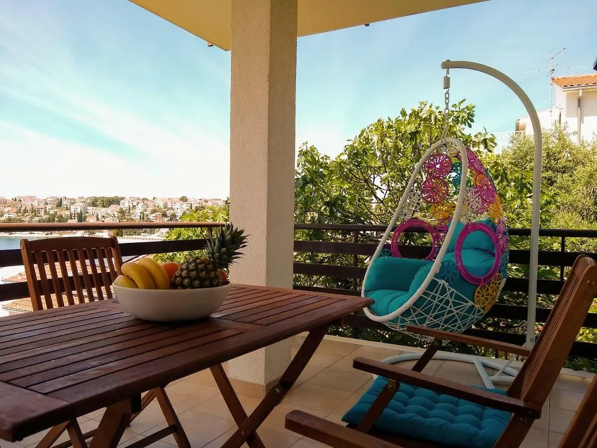 Apartment Pixel Trogir 0*,